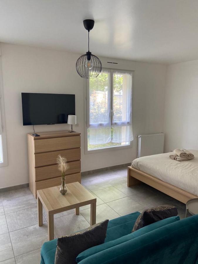 Grand Studio Neuf Aulnay-sous-Bois Esterno foto